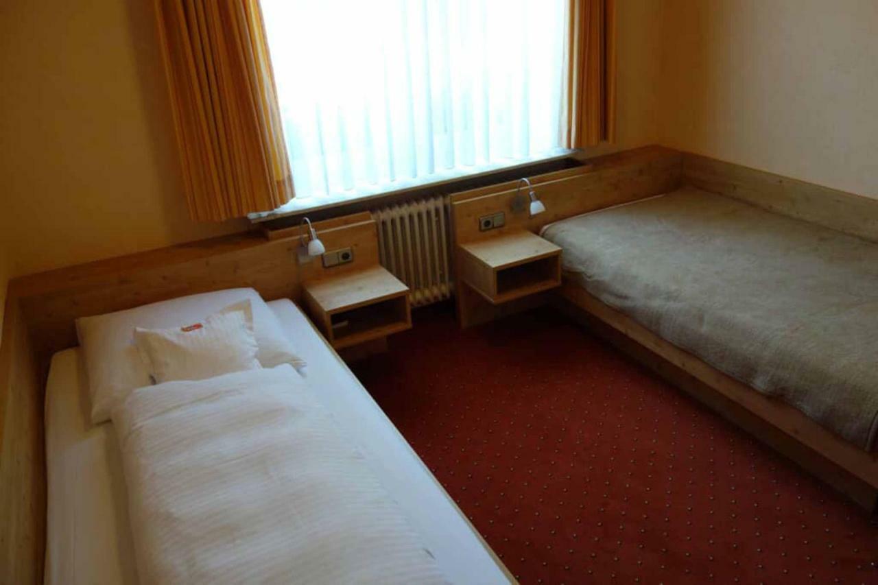 Hotel Bayerischer Hof Валдзасен Екстериор снимка