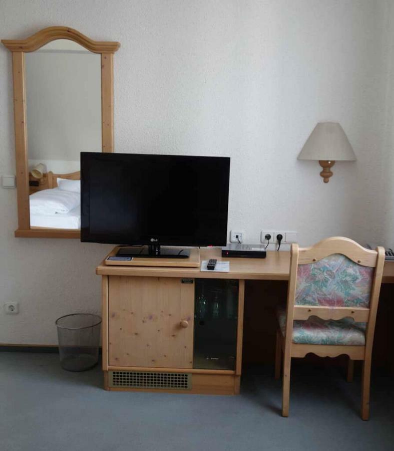 Hotel Bayerischer Hof Валдзасен Екстериор снимка